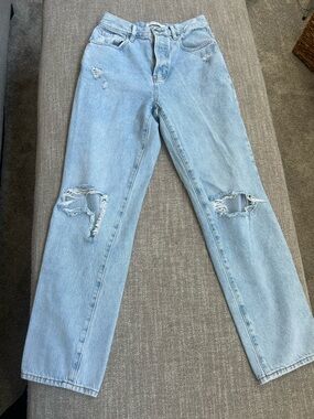 PacSun Women’s “Dad Jean”